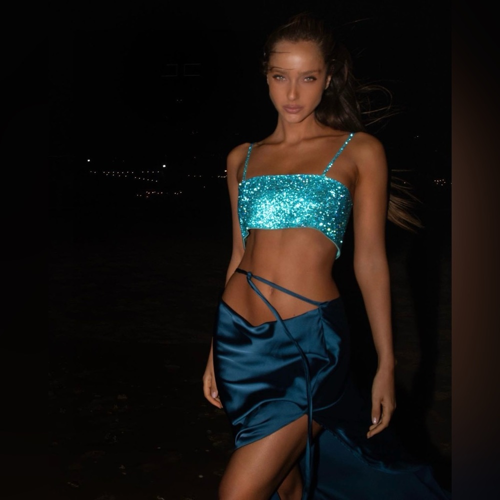 NUE Studio Embellished Rhinestone Charlotte Top Aquamarine Blue Size NWT